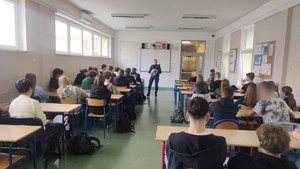 Jak połączyć pracę z pasją? Wybierz policyjny mundur