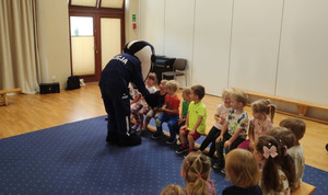 Sierżant Borsuk odwiedził mokotowskie przedszkole