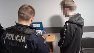 32-latek zatrzymany za kradzież samochodu. Kierował mając blisko 3 promile alkoholu