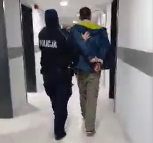 Dzielnicowi zatrzymali podejrzanego o liczne kradzieże sklepowe