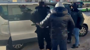 Chcieli wyłudzić telefony, zagrozili nożem - sprawcy zatrzymani w Białymstoku