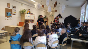 Profilaktyka zamiast konsekwencji – edukacyjne spotkanie w SP nr 384