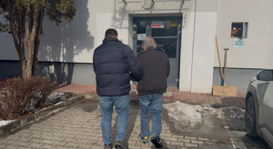 Policjanci rozbili grupę podszywającą się pod pracowników wodociągów. Sprawcy odpowiedzą za serię kradzieży