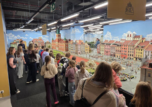 Policja i Kolejkowo Warszawa uczą, jak bezpiecznie poruszać się w mieście