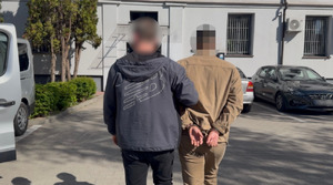 Oszustwa „na pracownika banku i policjanta” – podejrzany zatrzymany, sąd zastosował areszt