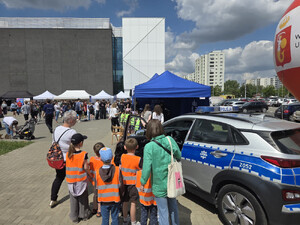 Policja edukuje i inspiruje – festiwalowe spotkania z funkcjonariuszami pełne pasji