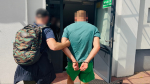 Areszt i dozór dla paserów części samochodowych – skuteczna akcja mokotowskich policjantów