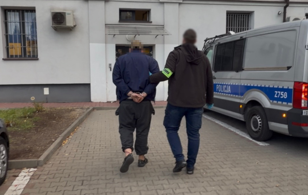 40-latek zatrudniony w szpitalu posiadał w mieszkaniu znaczne ilości narkotyków
